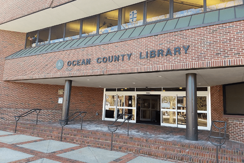Toms River branch of the Ocean County Library
